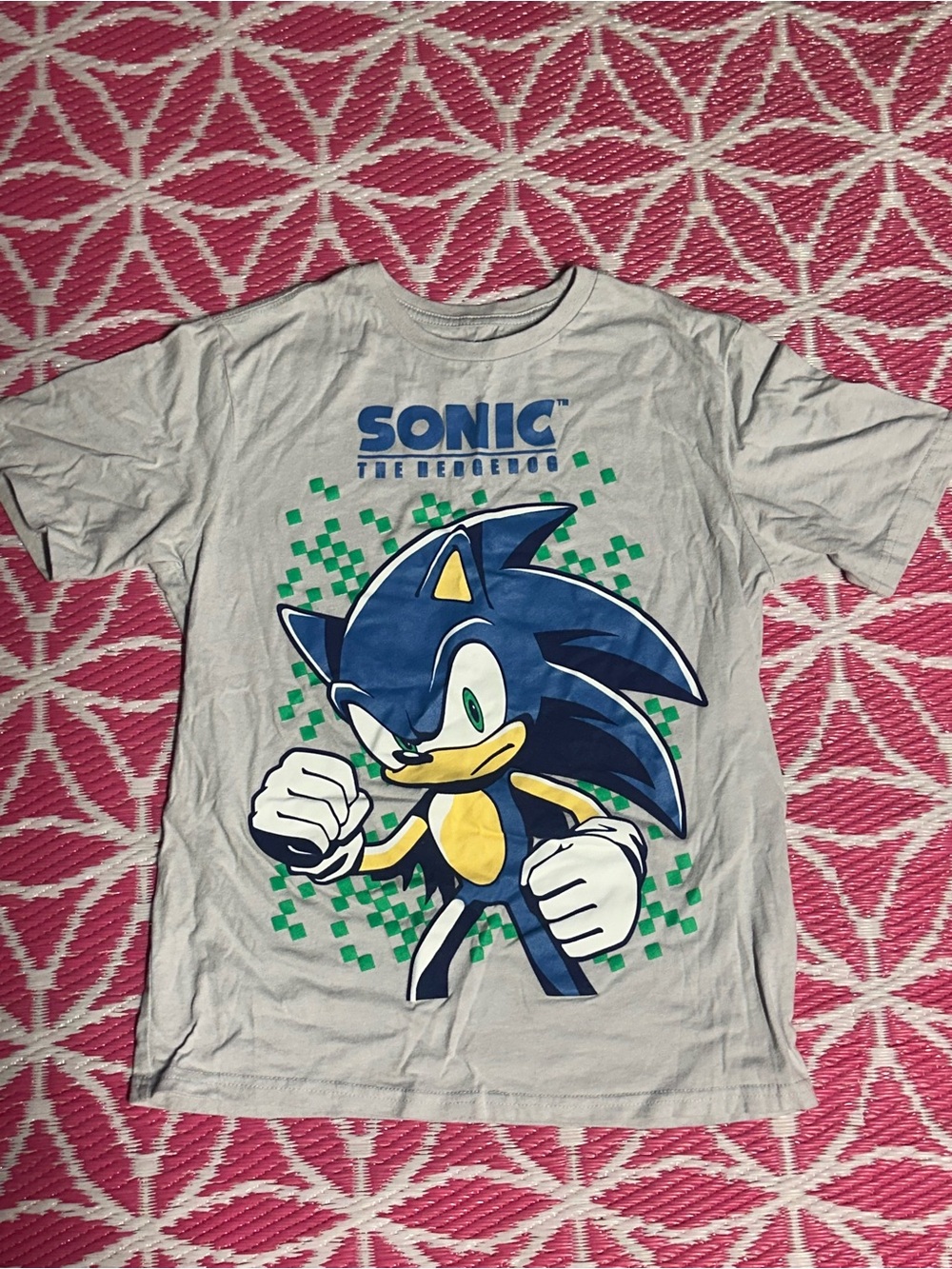 Sonic the Hedgehog Gray Graphic T-Shirt Youth Boys Size XL 14/16 SEGA